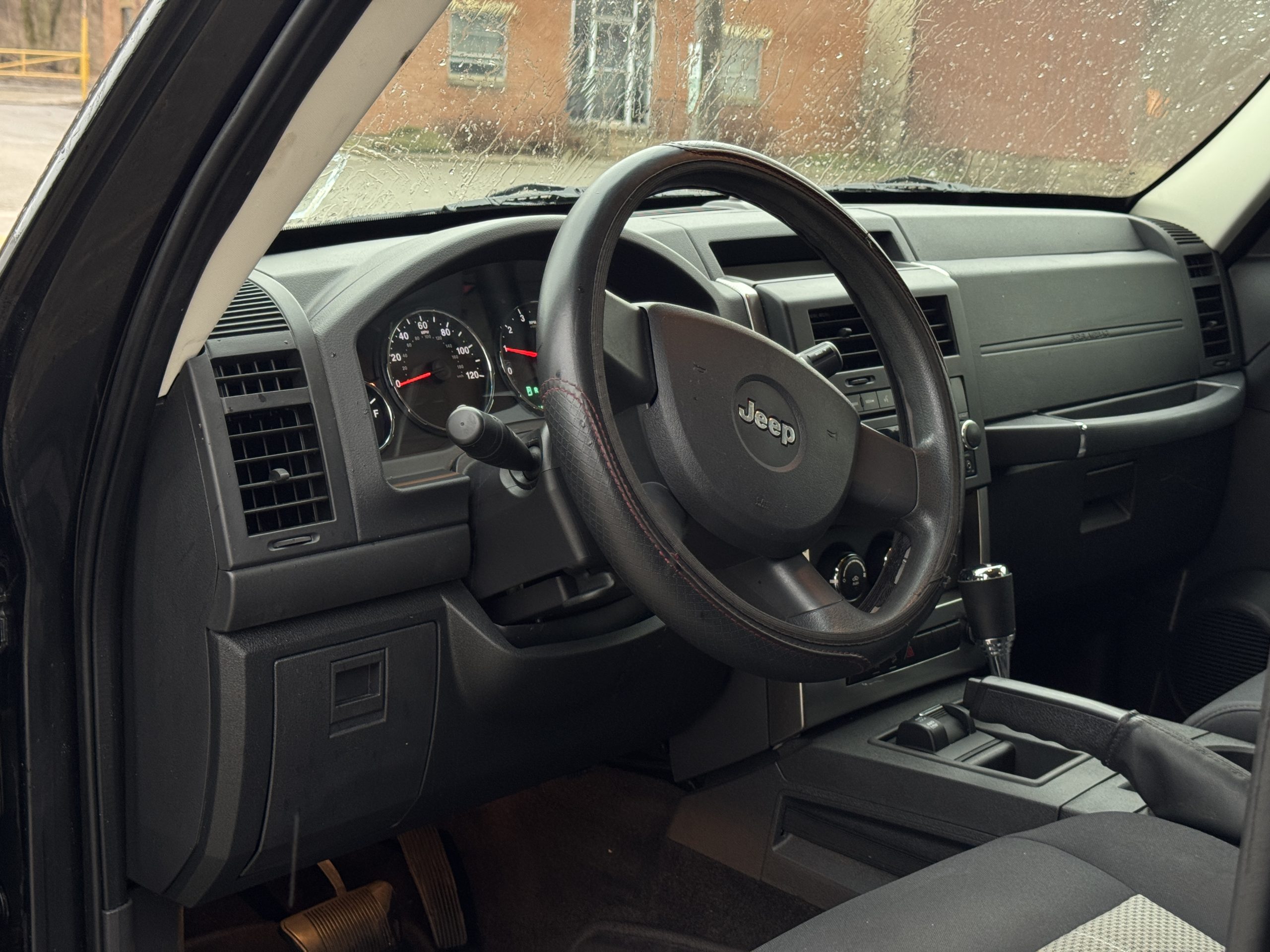 2010 Jeep Liberty Sport - Photo 7