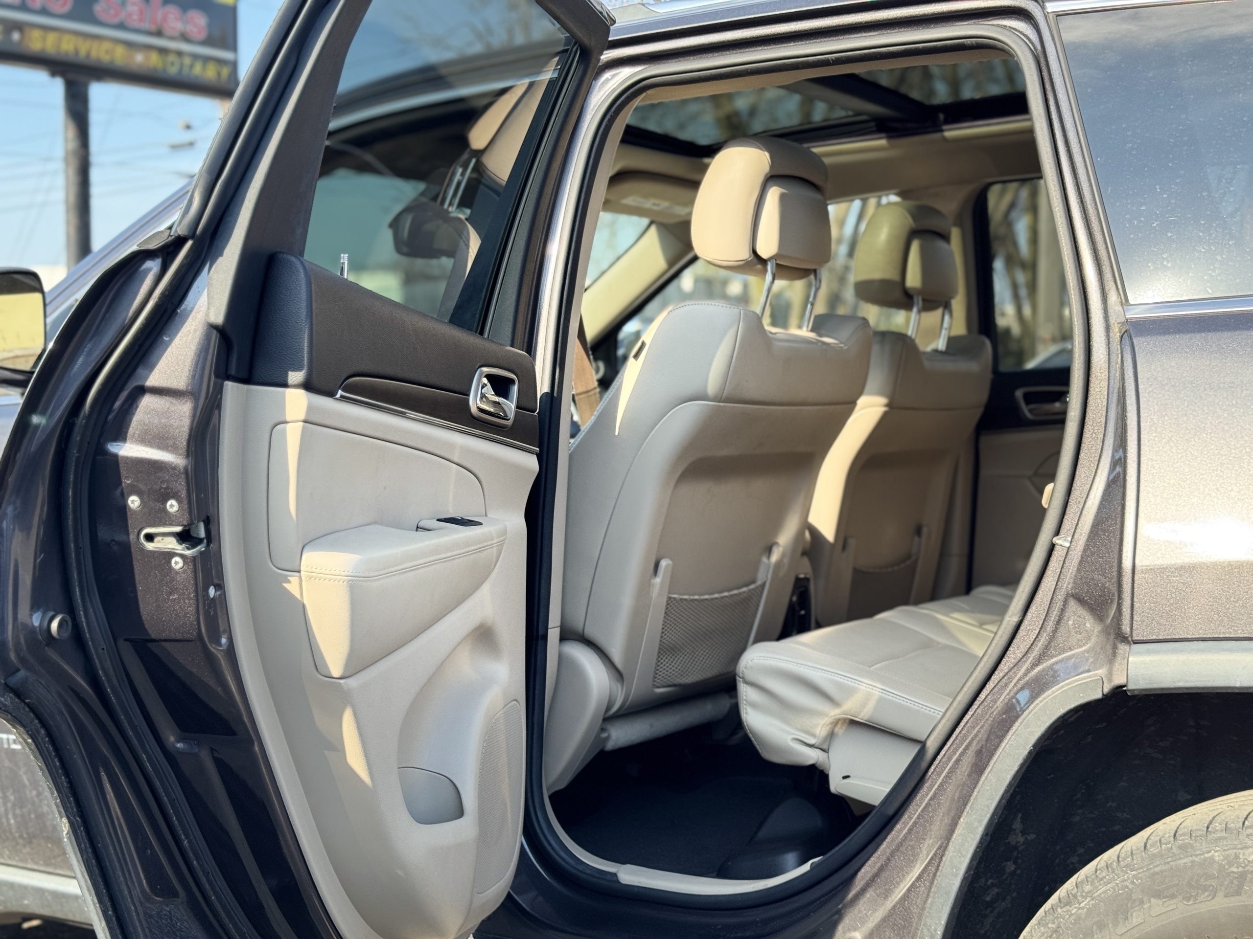 2015 Jeep Grand Cherokee Limited - Photo 9