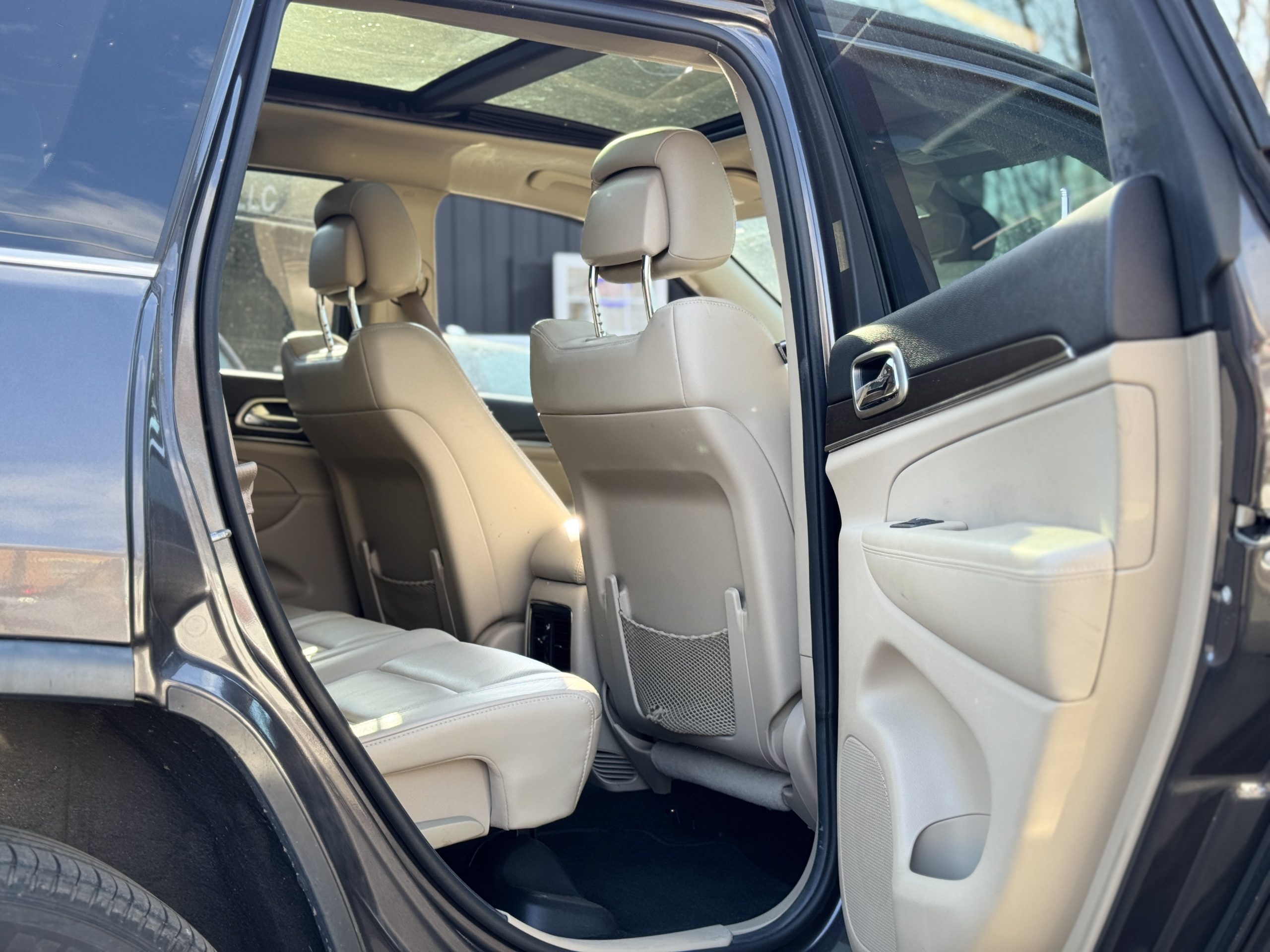 2015 Jeep Grand Cherokee Limited - Photo 13