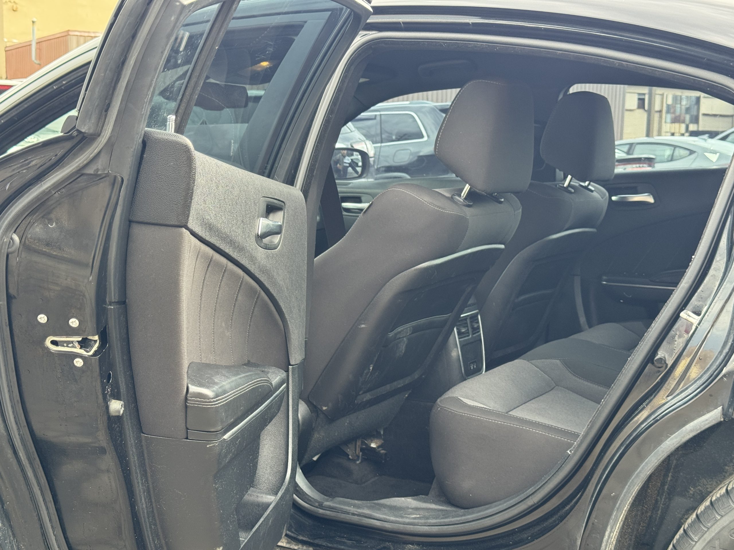 2016 Dodge Charger SXT - Photo 8