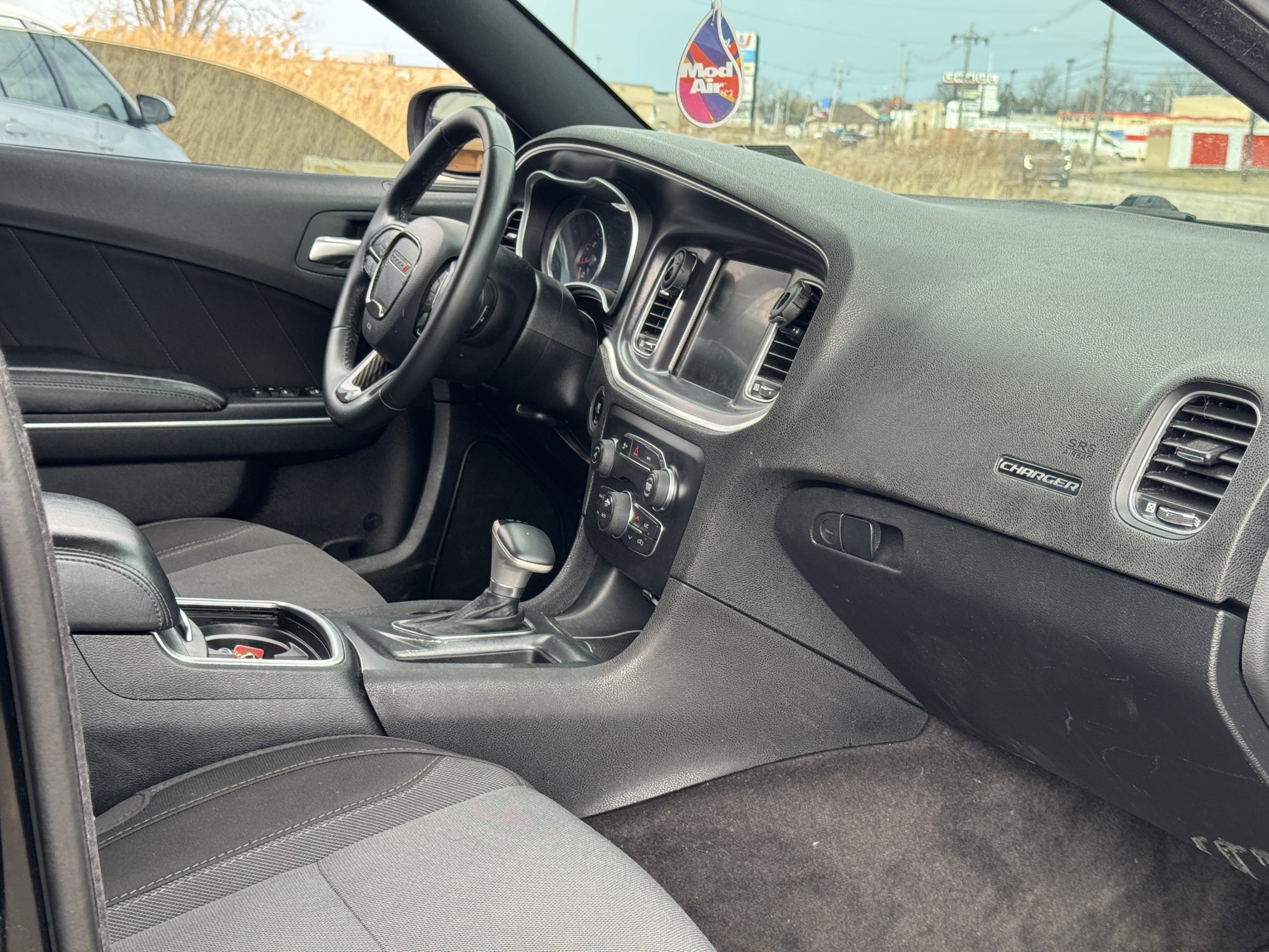 2016 Dodge Charger SXT - Photo 12