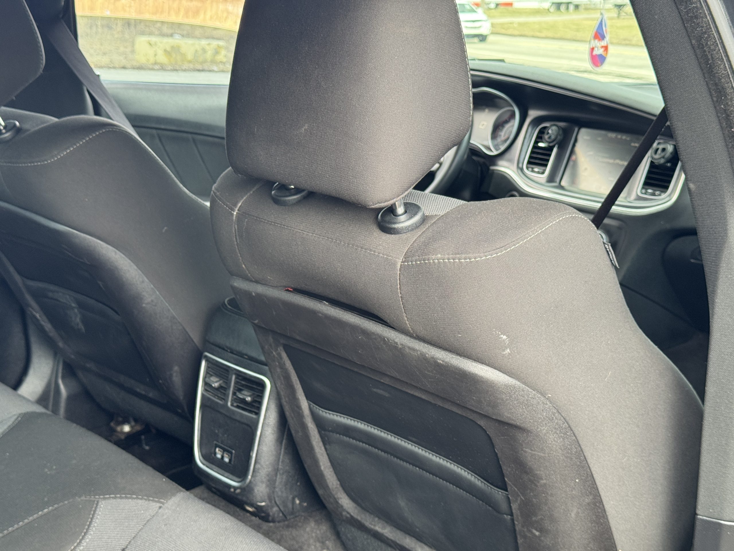 2016 Dodge Charger SXT - Photo 14