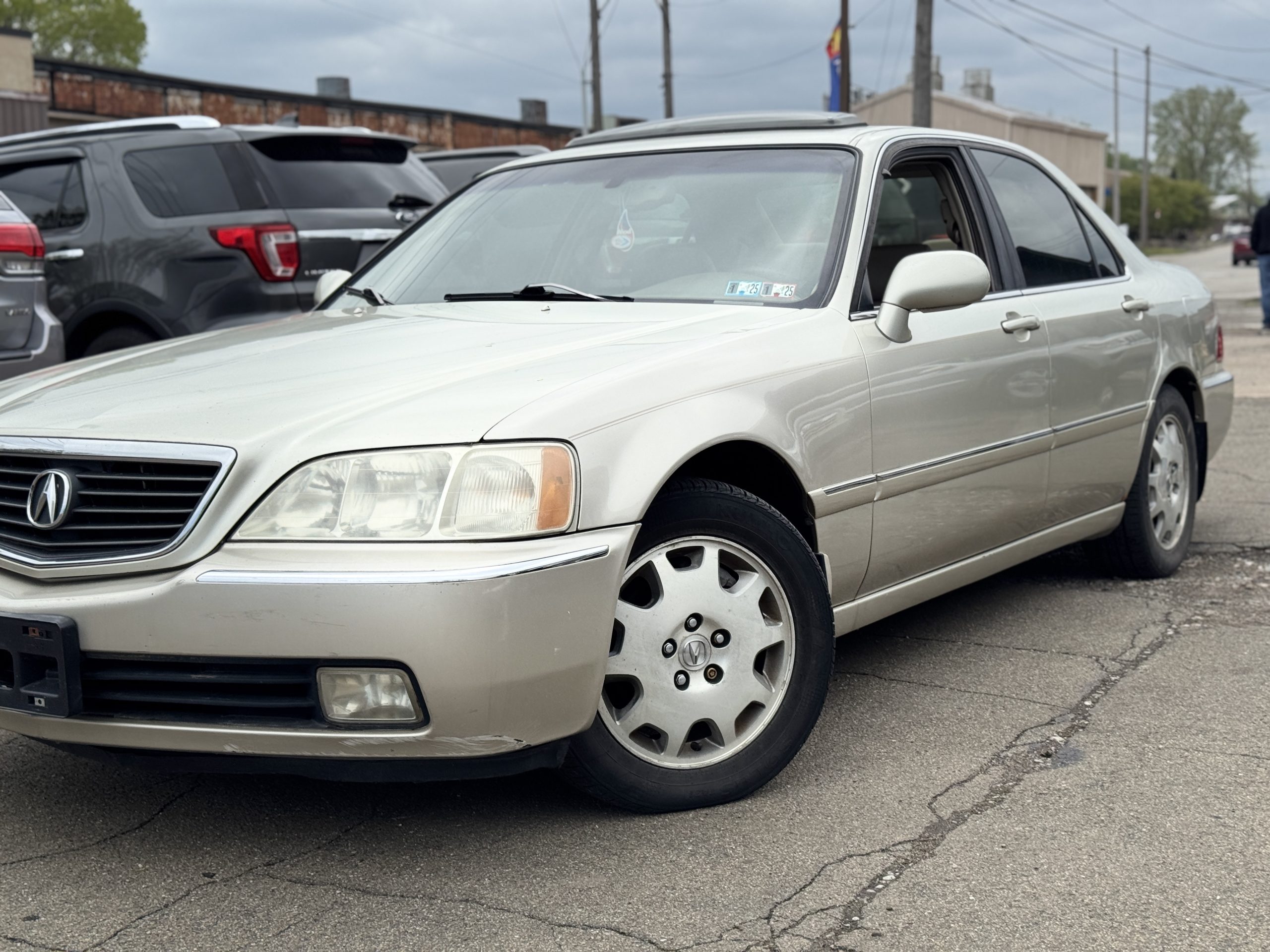 2003 Acura RL 3.5's photo